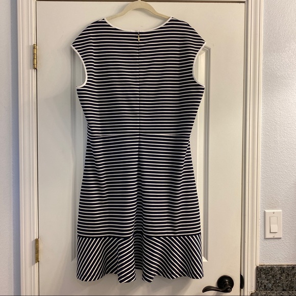 Draper James Striped Sleeveless Navy & White Ponte Dress Peplum Hem Size XL NWT - Picture 3 of 8